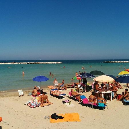 Appartamento Fra Sole E Stelle Bari Esterno foto
