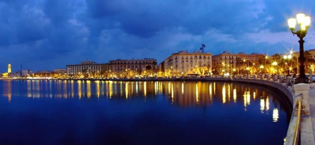 Appartamento Fra Sole E Stelle Bari Esterno foto