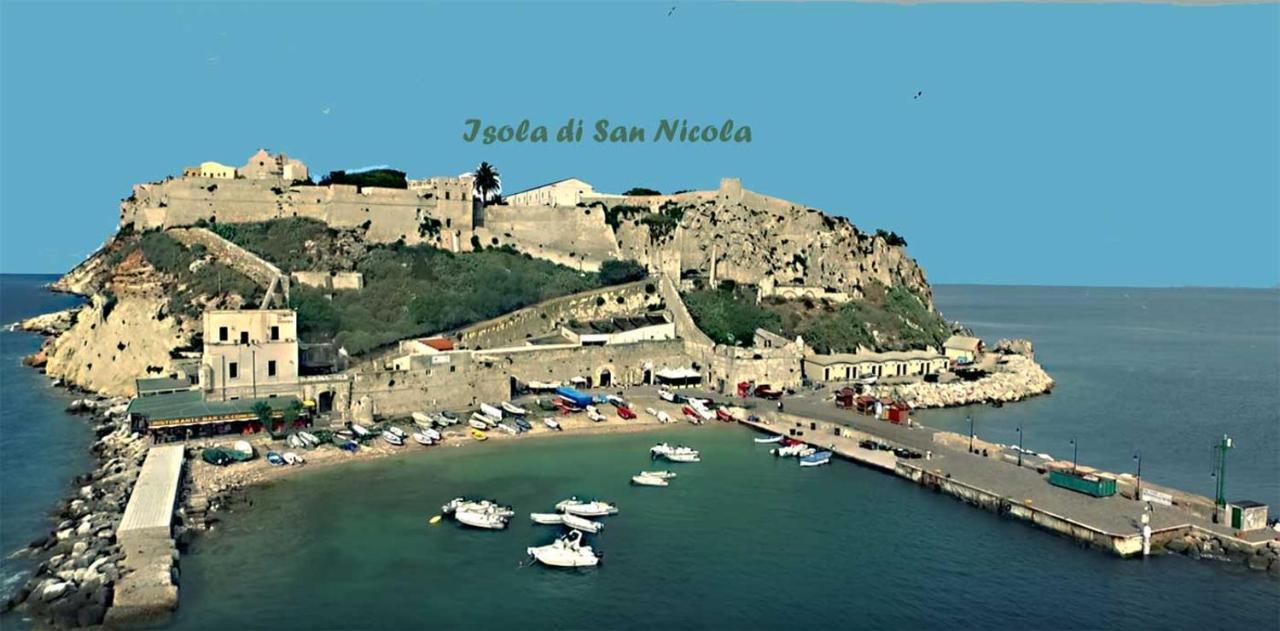 Appartamento Fra Sole E Stelle Bari Esterno foto